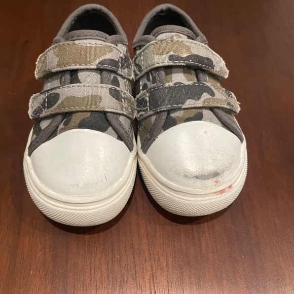 Toddler shoes - Picture 3 of 3